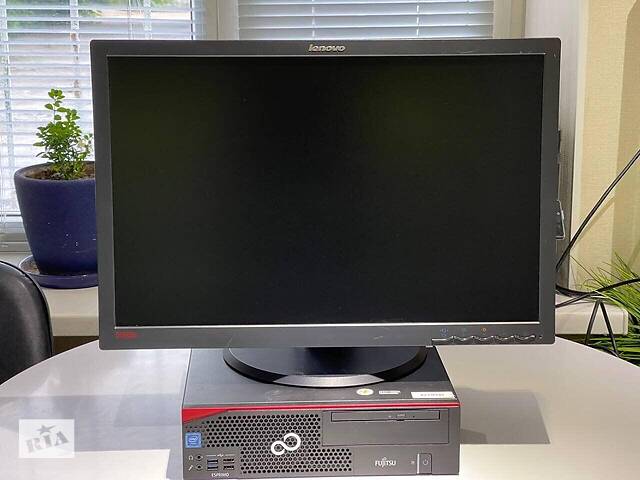 Б/у Комплект ПК: Fujitsu Esprimo D556 SFF| i3-6100| 16GB RAM| 480GB SSD| HD 530+Lenovo ThinkVision LT2452pwC|