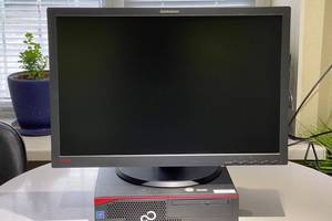 Б/у Комплект ПК: Fujitsu Esprimo D556 SFF| i3-6100| 8GB RAM| 240GB SSD| HD 530+Lenovo ThinkVision LT2452pwC|