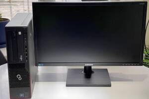 Б/у Комплект ПК: Fujitsu Esprimo E700 SFF| i3-2100| 16GB RAM| 480GB SSD| HD 2000+Samsung S24E650PL| 24'