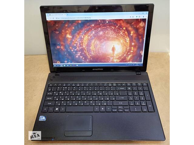 Б/у Ноутбук Б-класс Acer eMachines E729 15.6' 1366x768| Pentium P6200| 4 GB RAM| 250 GB HDD| HD 3000
