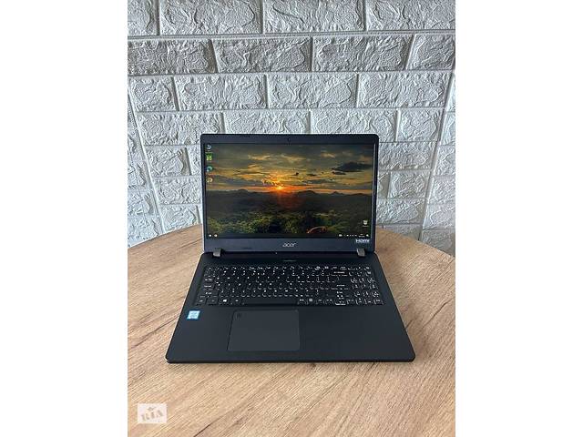 Б/у Ноутбук Б-класс Acer TravelMate P215-51 15.6' 1920x1080| Core i5-8250U| 8 GB RAM| 256 GB SSD| UHD 620