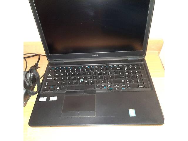 Б/у Ноутбук Б-класс Dell Latitude E5550 15.6' 1920x1080| Core i5-5300U| 8 GB RAM| 500 GB HDD| GeForce 830M 2GB
