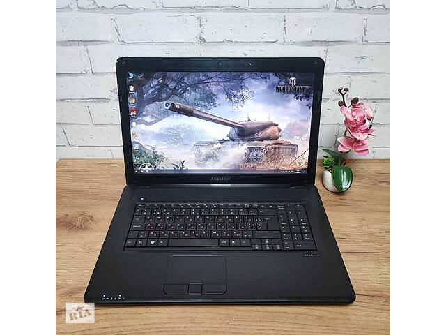 Б/у Ноутбук Б-класс Medion Akoya P7618 17.3' 1600x900| Core i3-390M| 8 GB RAM| 620 GB HDD| GeForce GT 540M 1GB