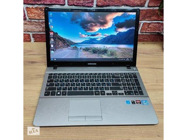 Б/у Ноутбук Б-класс Samsung NP370R 15.6' 1366x768| Core i5-3210M| 8 GB RAM| 256 GB SSD| Radeon HD 8650M 2GB
