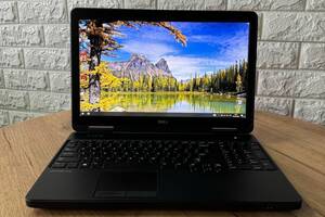 Б/у Ноутбук Dell Latitude E5540 15.6' 1920x1080| Core i5-4300U| 8 GB RAM| 256 GB SSD| GeForce GT 720M 2GB