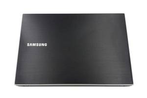 Б/у Ноутбук Samsung 300V 15.6' 1366x768| Core i5-2520M| 8 GB RAM| 240 GB SSD| HD 3000