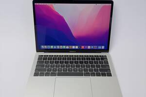 Б/у Ультрабук Apple MacBook Air 13 2019 13.3' 2560x1600| Core i5-8210Y| 16 GB RAM| 256 GB SSD| UHD 617