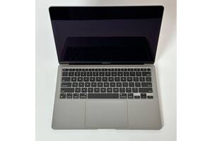 Б/у Ультрабук Apple MacBook Air 13 (2020) 13.3' 2560x1600| Apple M1| 8 GB RAM| 256 GB SSD|