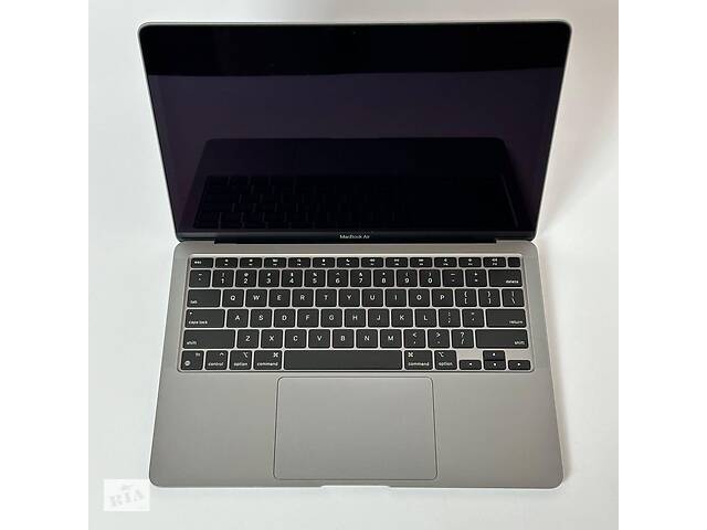 Б/у Ультрабук Apple MacBook Air 13 (2020) 13.3' 2560x1600| Apple M1| 8 GB RAM| 256 GB SSD|