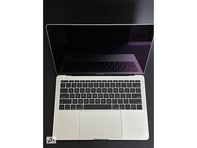 Б/у Ультрабук Apple MacBook Pro 13 (2017) 13.3' 2560x1600| Core i5-7360U| 16 GB RAM| 256 GB SSD| Iris Plus 640