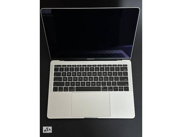 Б/у Ультрабук Apple MacBook Pro 13 (2017) 13.3' 2560x1600| Core i5-7360U| 16 GB RAM| 512 GB SSD| Iris Plus 640