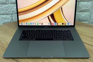 Б/у Ультрабук Apple MacBook Pro A1707 2017 15.4' 2880x1800| i7-4810MQ| 16GB RAM| 256GB SSD| Radeon Pro 555 2GB