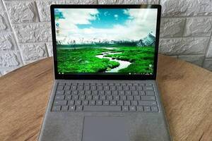 Б/у Ультрабук Microsoft Surface Laptop 1769 13.5' 2256x1504 Touch| i5-8350U| 8GB RAM| 128GB SSD| UHD 620