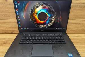 Б/у Игровой ноутбук Б-класс Dell XPS 15 9560 15.6' 1920x1080| i7-7700HQ| 16GB RAM| 512GB SSD+256GB SSD| GTX