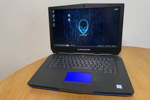 Б/у Игровой ноутбук Dell Alienware 15 R2 15.6' 1920x1080| i5-6300HQ| 8GB RAM| 256GB SSD| GTX 970M 3GB