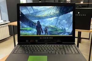 Б/у Игровой ноутбук Dell Alienware 17 R4 17.3' 1920x1080| i7-7820HK| 32GB RAM| 512GB SSD+1000GB HDD| GTX 1080