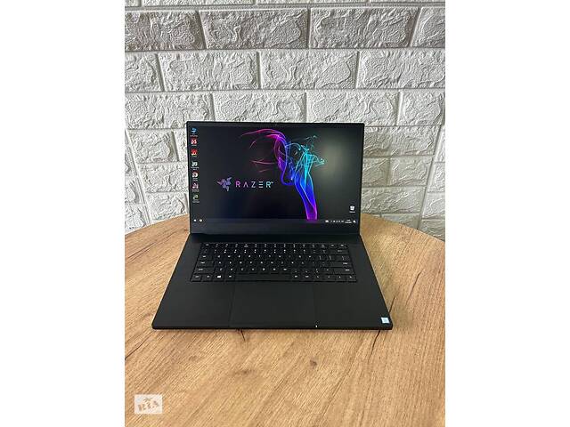 Б/у Игровой ноутбук Razer Blade 15 RZ09-0301 15.6' 1920x1080| i7-9750H| 16GB RAM| 512GB SSD| RTX 2070 8GB