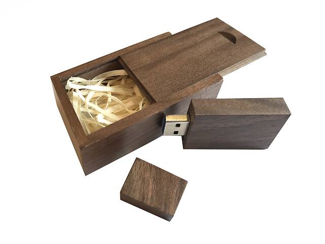 Флешка SUNROZ Wooden USB Flash Drive деревяный флеш накопитель в коробке 16 Gb USB 3.0 Темное дерево (SUN0820)