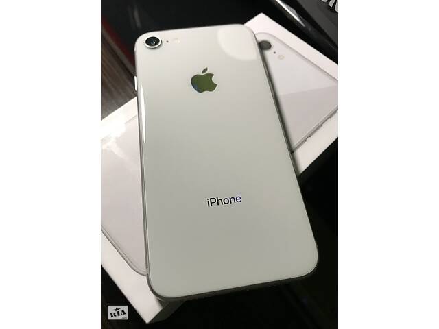 IPhone 8 64GB Silver Neverlock