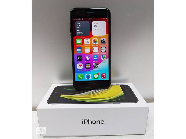 iPhone SE 2 128GB Black хорошее состояние