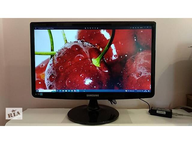 Б/у Монитор Б-класс Samsung SyncMaster S22A100N | 21.5' (1920x1080) TN | VGA + Блок питания