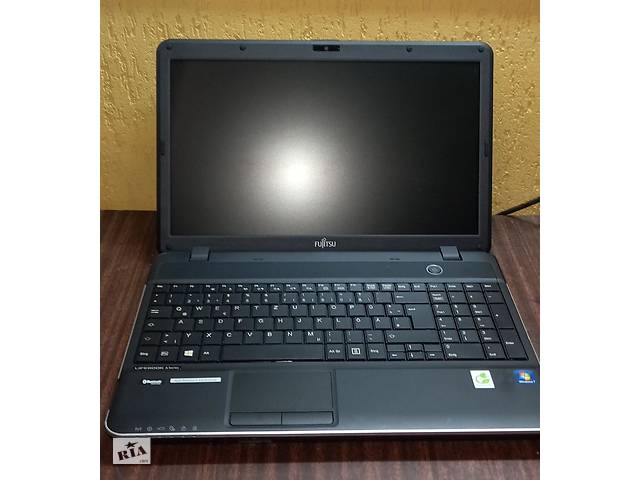 Б/у Ноутбук Fujitsu LifeBook A512 15.6' 1366x768| Core i5-3230M| 8 GB RAM| 300 GB HDD| HD 4000