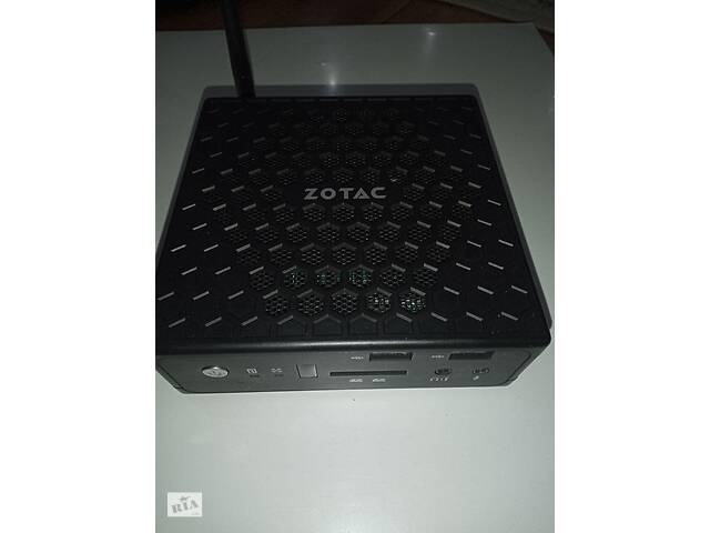 Б/у Неттоп Zotac ZBOX CI520 nano USFF| Core i3-4020Y| 4 GB RAM| 64 GB SSD| HD 4200