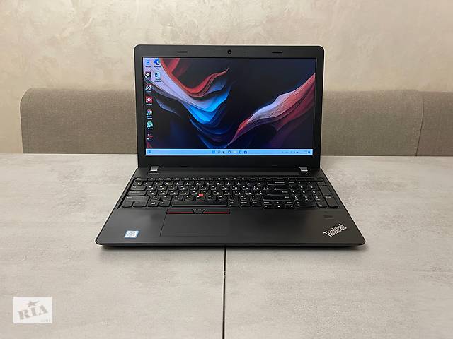 Ноутбук Lenovo ThinkPad E570, 15,6', i5-6200U, 8GB, 128GB SSD+1TB. Гарантія