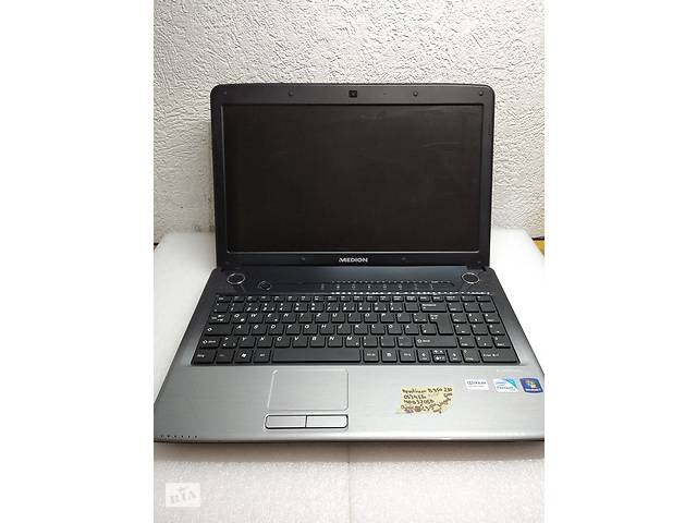 Ноутбук Medion akoya E6222