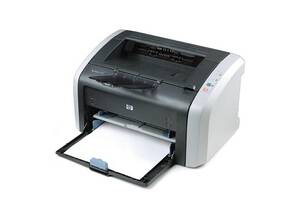 Принтер HP LaserJet 1010 / лазерная монохромная печать / 600x600 dpi / A4 / 12 стр. мин / USB 2.0