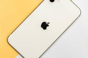 Смартфон Apple iPhone 11 256GB WHITE Refurbished