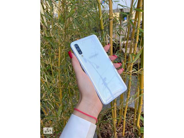 Телефон Samsung A50