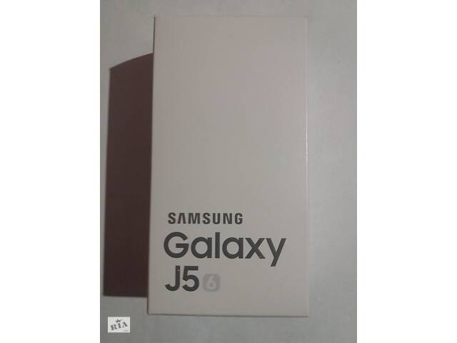 Телефон Samsung Galaxy J 5