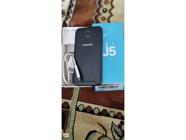 Телефон Samsung Galaxy J5 на запчастини або відновлення