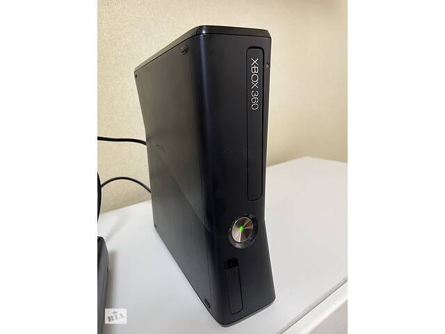 Xbox 360 250 gb + Kinect