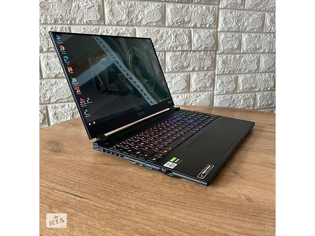 Игровой ноутбук Gigabyte Aero 15 OLED YB / 15.6' (3840x2160) IPS / Intel Core i9-10980HK (8 (16) ядер по 2.4 - 5.3 GH... - Фото 4