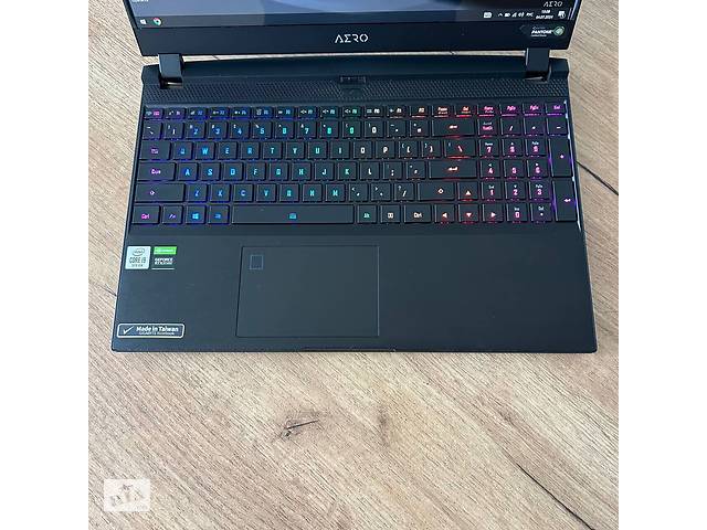 Игровой ноутбук Gigabyte Aero 15 OLED YB / 15.6' (3840x2160) IPS / Intel Core i9-10980HK (8 (16) ядер по 2.4 - 5.3 GH... - Фото 7
