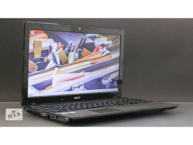 Игровой ноутбук с мощной видеокартой Acer Aspire 5741G.
