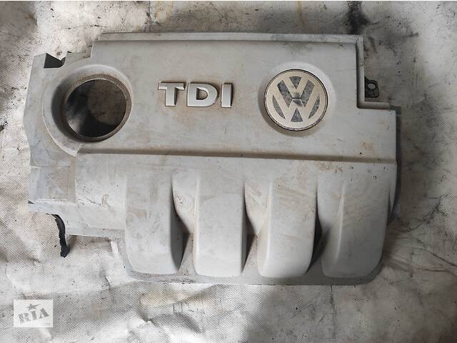 Декоративна накладна двигуна VW Golf V 2003-2009 | 03G103967N | Б/У