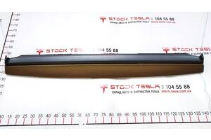 Декоративная накладка инструментальной панели (дерево) с повреждением Tesla model 3 1091225-00-F