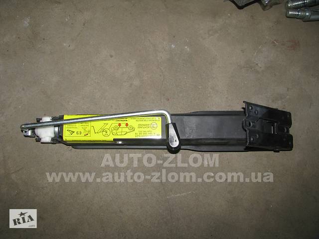 Домкрат A1645800018, Mercedes ML 164