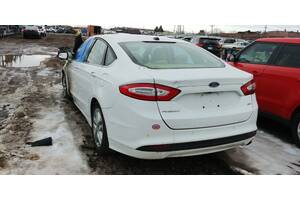 DS7Z13405A - Б/у Фонарь внутренний на FORD FUSION 2.5 2016 г.