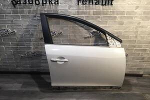 Дверь передняя правая голая Renault Megane 3 (Рено Меган)