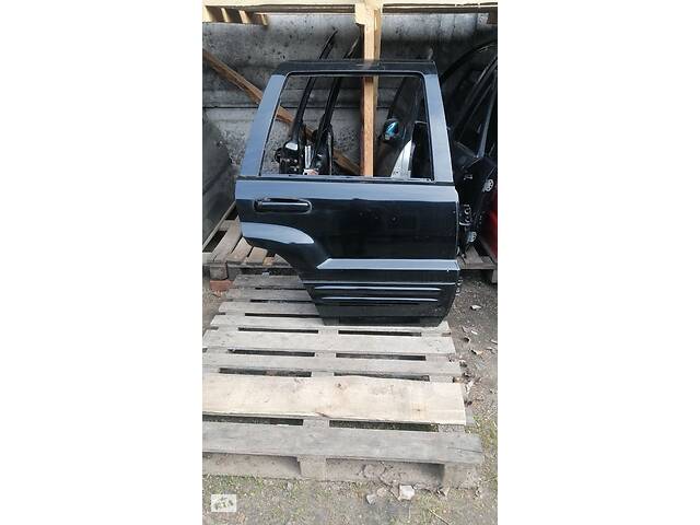 Дверь задняя правая ГОЛАЯ 55136700AB Jeep Grand Cherokee WJ Джип Гранд Чероки WJ