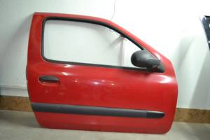 Дверка передня права Renault Clio 2 3дверки