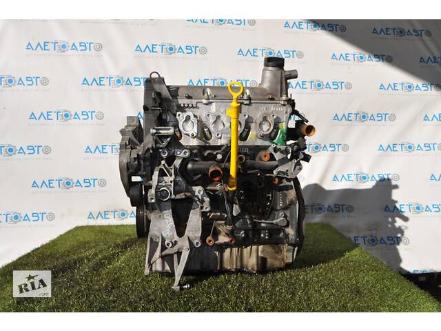 Двигатель VW Jetta 11-18 USA 2.0 98к компрессия 14-14-14-14, без щупа