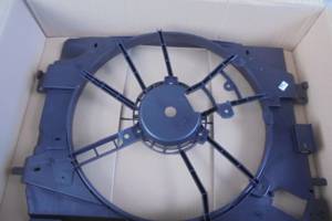 Дифузор вентилятора Renault Lodgy Рено Лоджі (2013-...) Оригінал 214753416R