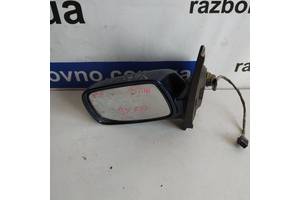 Дзеркало ліве Toyota Yaris 1999-2005 5pin