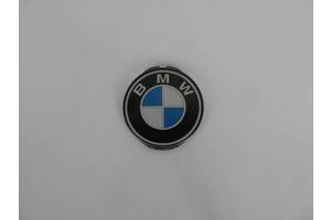 Эмблема 46мм оригинал в руле для BMW.