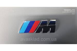 Эмблема крышки багажника оригинал 51148041424 BMW